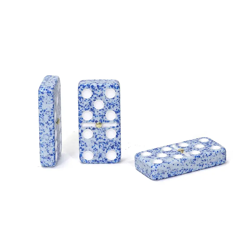 ​Double 6 Marble Domino: et klassisk brætspil, der kombinerer håndværkstekstur og strategisk sjov